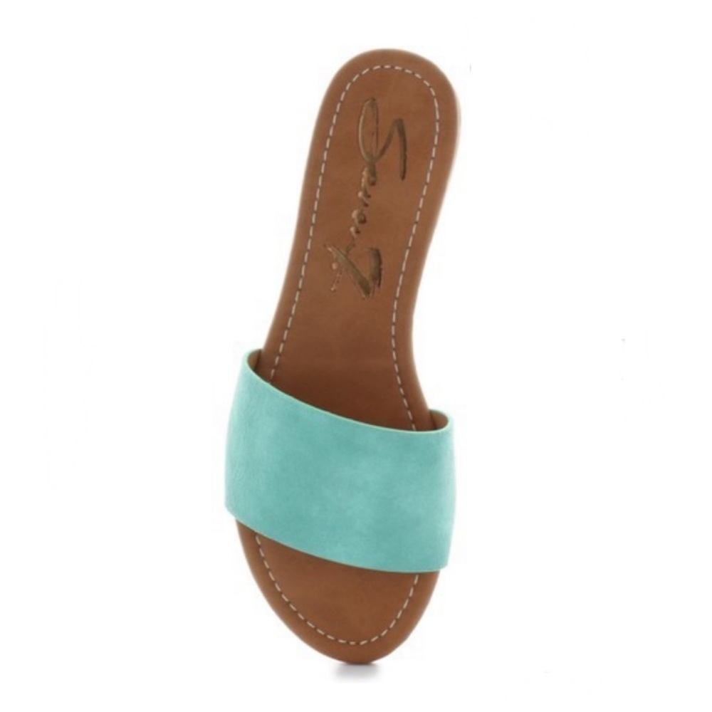 Slip on Seven7 Solo slide sandals